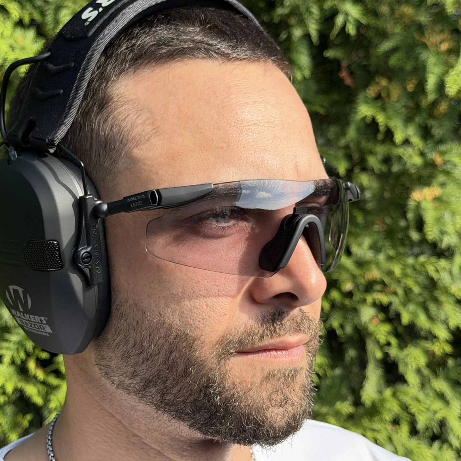Man wearing ML Pro with light grey lens
